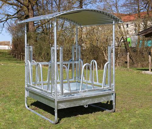 Viereckraufe Hobby, 8 Fress- plätze, m. Palisadengitter